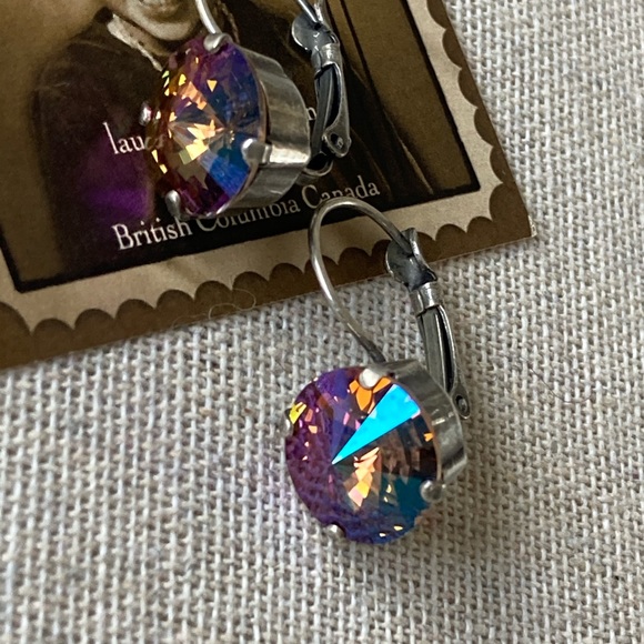 New Swarovski Crystal Drop Earrings Lever Back Hooks Tug at My Heart … - Picture 1 of 5